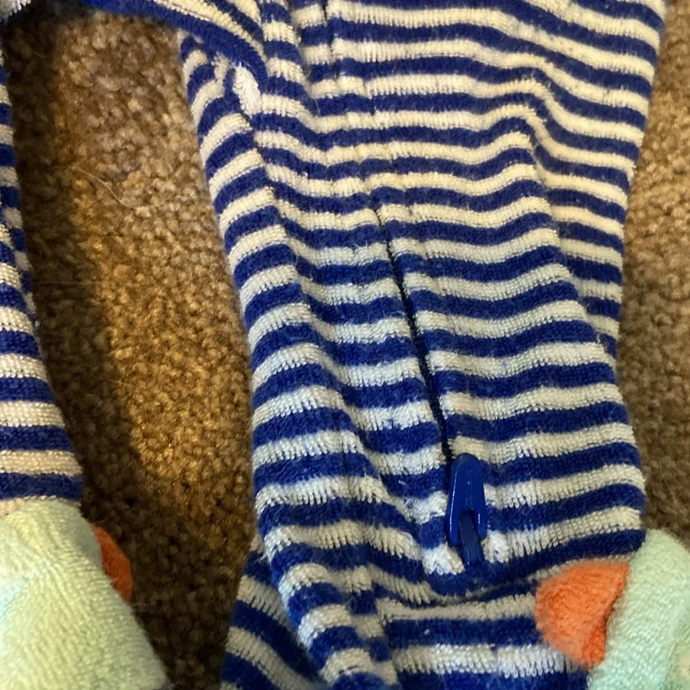 Carter’s Set of 2 Footie Pajama Sleepers / Playsuits Size 6 Months